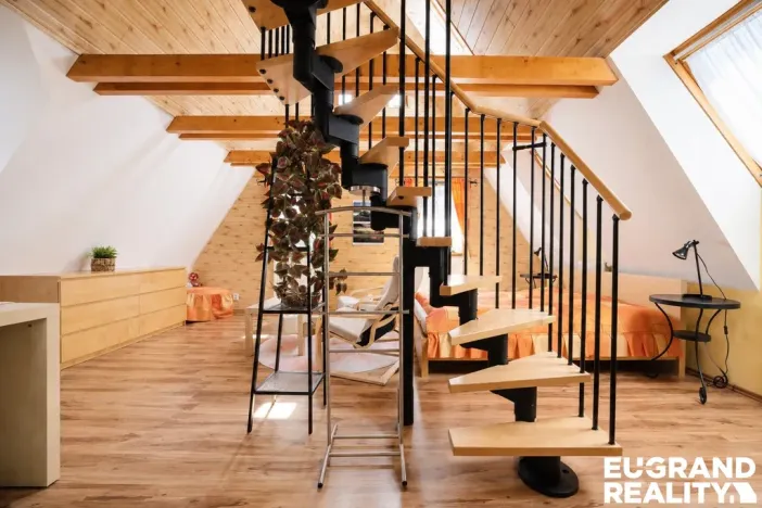 Prodej rodinného domu, Krásná Lípa, Jugoslávská, 271 m2
