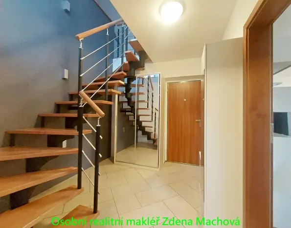 Pronájem bytu 3+kk, Praha - Strašnice, Gutova, 92 m2
