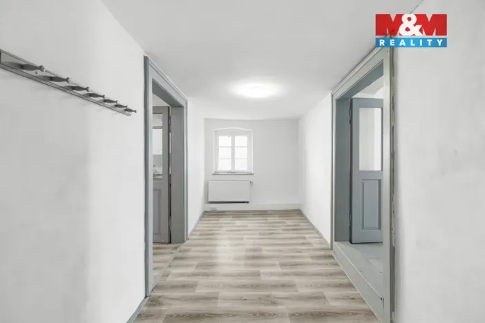Pronájem bytu 2+1, Velvary, Chržínská, 62 m2