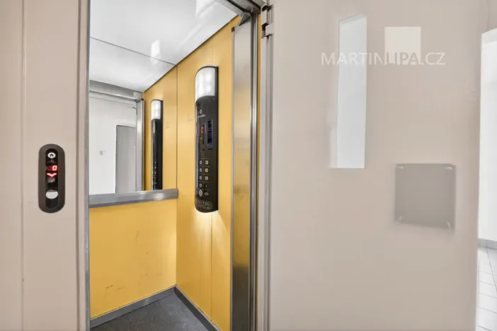 Prodej bytu 2+1, Praha - Michle, Na úlehli, 41 m2