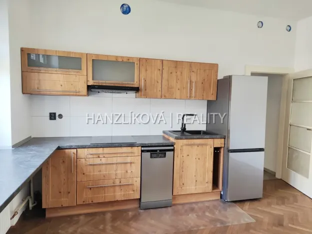 Pronájem bytu 2+kk, České Budějovice - České Budějovice 6, Nádražní, 32 m2