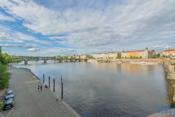 Pronájem bytu 3+1, Praha - Smíchov, Lidická, 99 m2