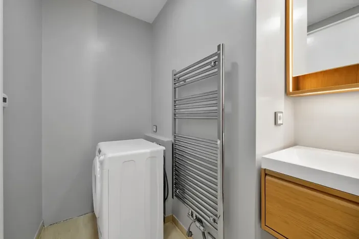 Pronájem bytu 2+kk, Praha - Karlín, Rohanské nábřeží, 52 m2