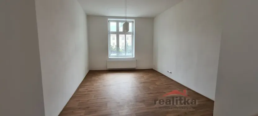 Pronájem bytu 2+1, Opava - Město, Ostrožná, 70 m2