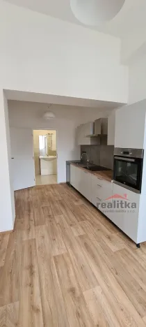 Pronájem bytu 2+1, Opava - Město, Ostrožná, 70 m2