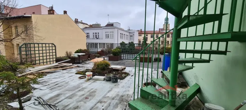 Pronájem bytu 2+1, Opava - Město, Ostrožná, 70 m2