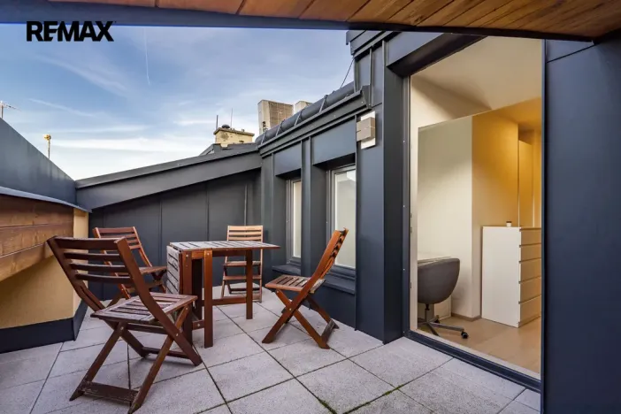 Pronájem bytu 4+kk, Karlovy Vary, Bulharská, 118 m2
