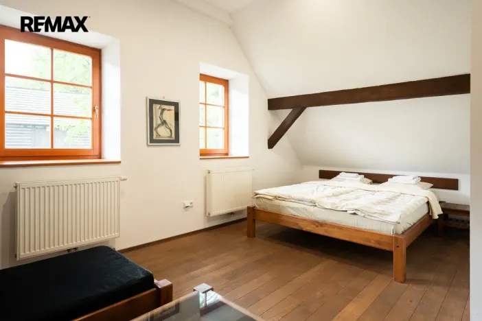 Prodej vícegeneračního domu, Holetín - Horní Holetín, 800 m2