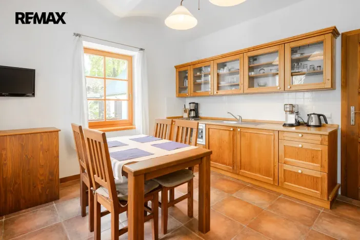 Prodej vícegeneračního domu, Holetín - Horní Holetín, 800 m2