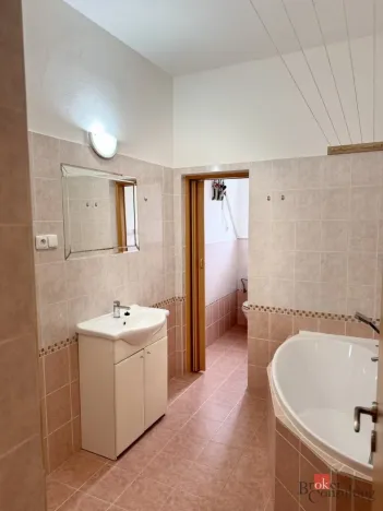 Pronájem bytu 2+1, Opava - Kateřinky, Černá, 77 m2