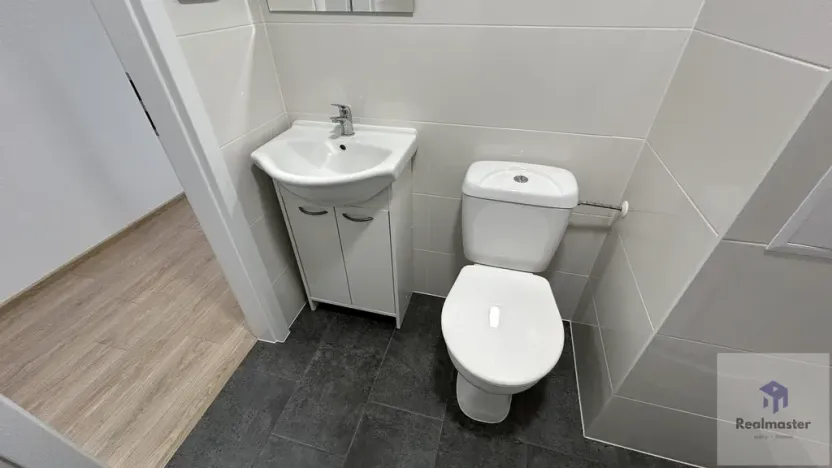Pronájem bytu 1+kk, Ústí nad Labem - Severní Terasa, Pod Parkem, 21 m2