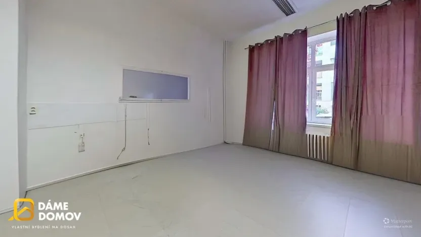 Pronájem obchodního prostoru, Zlín, Sadová, 77 m2