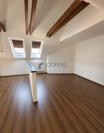 Pronájem bytu 3+kk, Praha, Kutnohorská, 95 m2