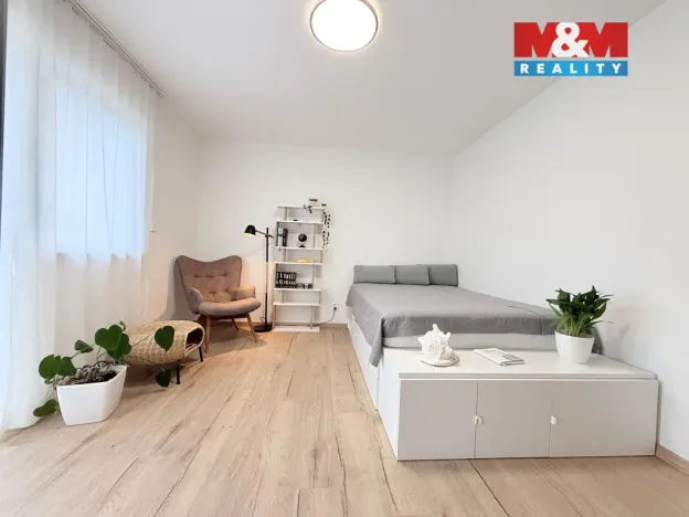 Pronájem rodinného domu, Libochovičky, 150 m2