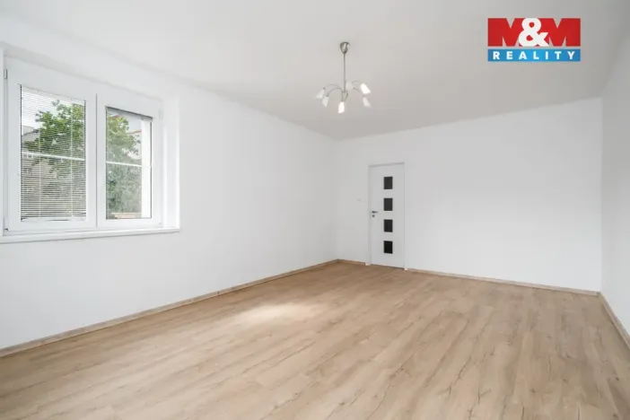 Prodej bytu 1+1, Ústí nad Labem - Klíše, Mezidomí, 47 m2