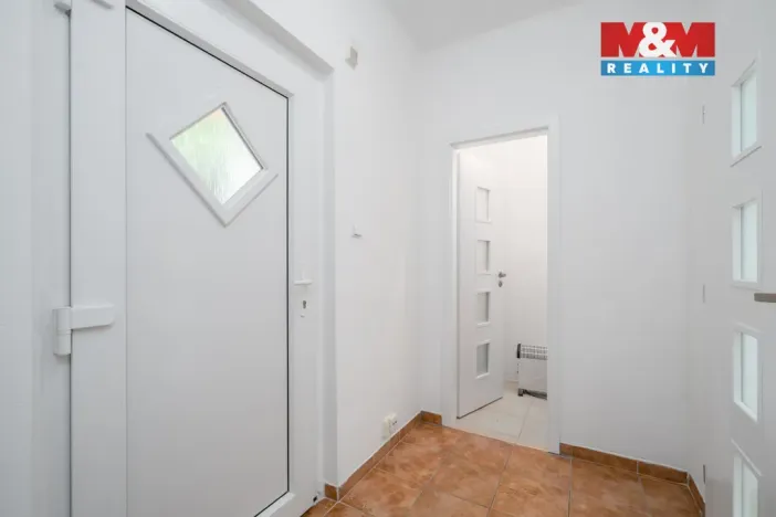 Prodej bytu 1+1, Ústí nad Labem - Klíše, Mezidomí, 47 m2