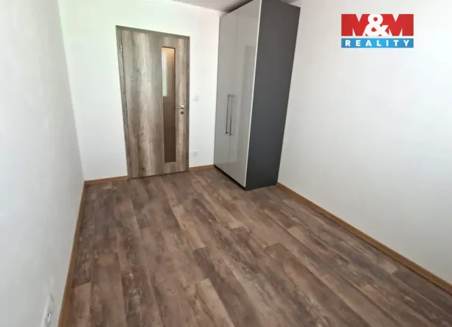 Pronájem bytu 2+kk, Kladno - Kročehlavy, Anglická, 40 m2