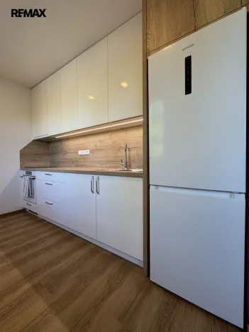 Pronájem bytu 1+1, Olomouc - Neředín, Neředínská, 41 m2