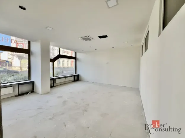 Pronájem kanceláře, Opava - Předměstí, náměstí Republiky, 141 m2