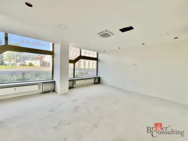 Pronájem kanceláře, Opava - Předměstí, náměstí Republiky, 141 m2