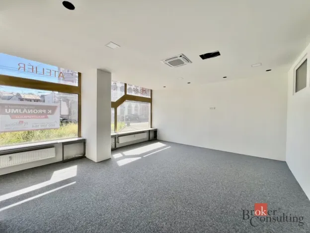 Pronájem kanceláře, Opava - Předměstí, náměstí Republiky, 141 m2