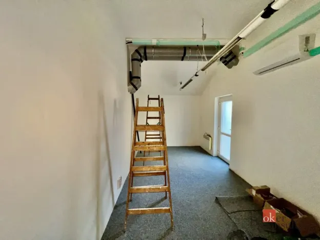 Pronájem kanceláře, Opava - Předměstí, náměstí Republiky, 141 m2