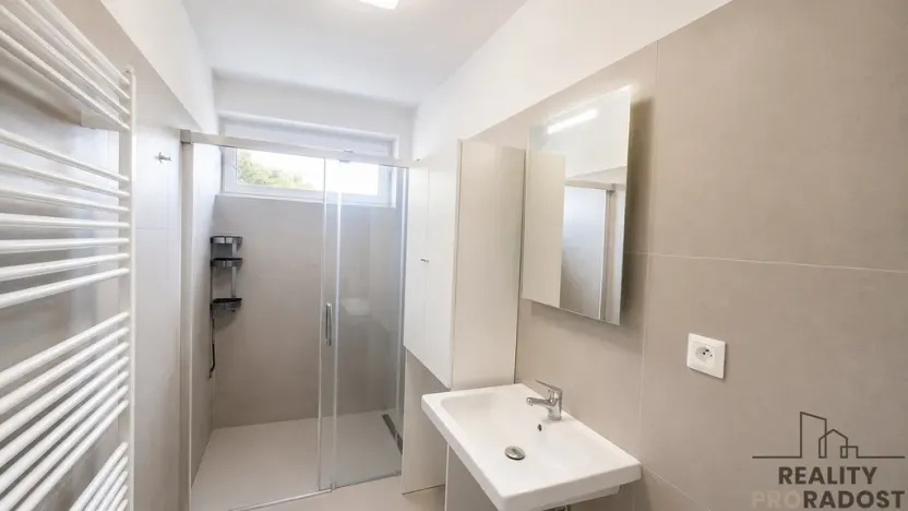 Pronájem bytu 4+kk, Lipůvka, 79 m2