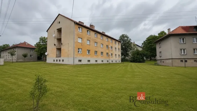 Prodej bytu 3+1, Tlučná, V Rybníčkách, 57 m2