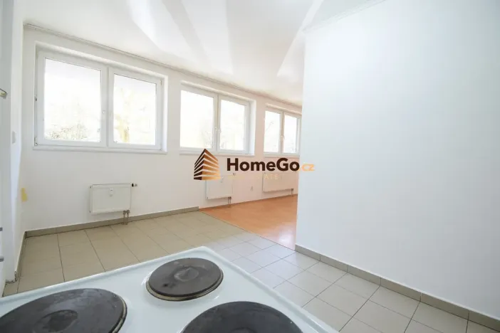 Pronájem bytu 2+kk, Praha - Troja, K Haltýři, 62 m2