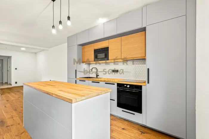 Prodej bytu 2+kk, Praha - Zbraslav, Elišky Přemyslovny, 63 m2