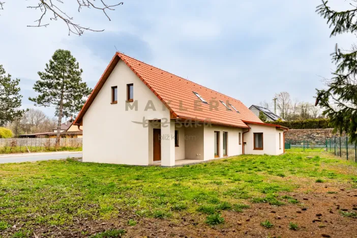 Prodej rodinného domu, Třebešice, 236 m2