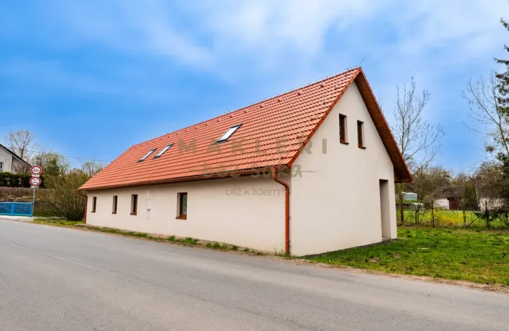Prodej rodinného domu, Třebešice, 236 m2