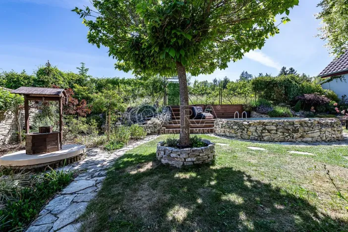 Prodej rodinného domu, Kostelec nad Labem, V Chaloupkách, 120 m2