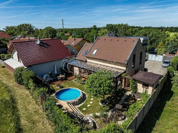 Prodej rodinného domu, Kostelec nad Labem, V Chaloupkách, 120 m2