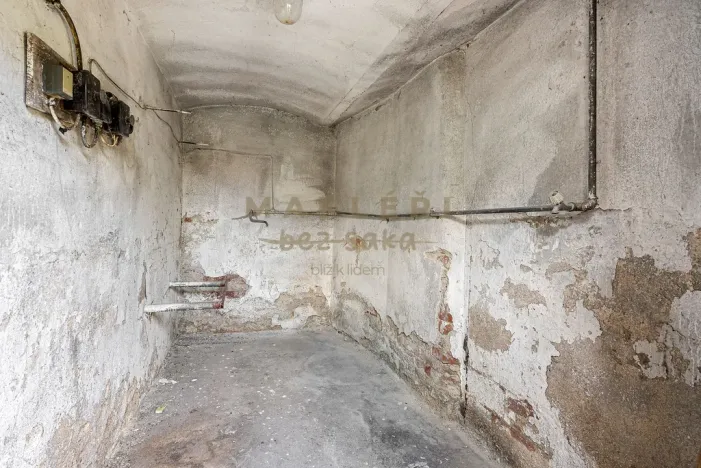 Prodej rodinného domu, Cítov, 400 m2