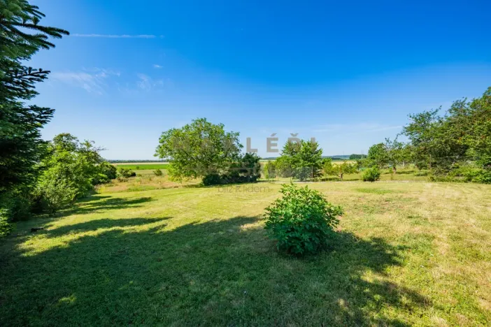 Prodej rodinného domu, Cítov, 400 m2