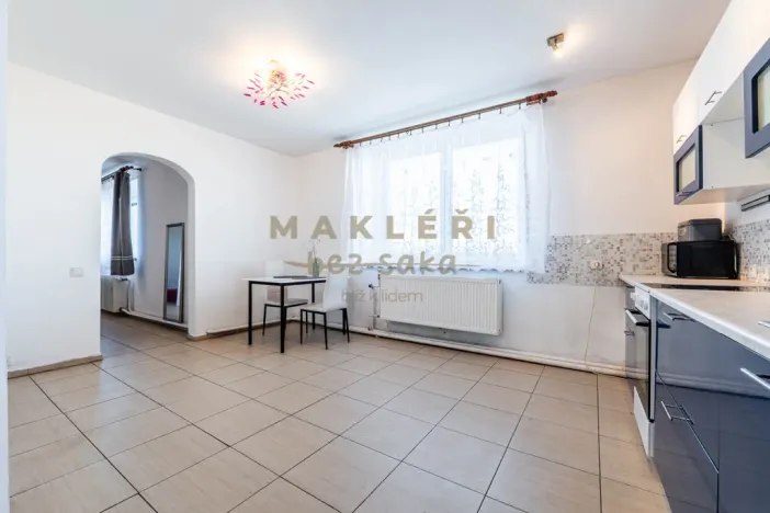 Prodej vícegeneračního domu, Tuchlovice, 224 m2