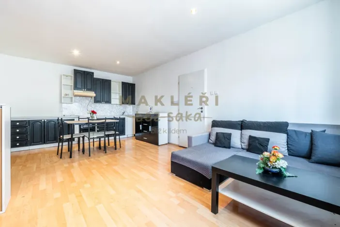 Prodej vícegeneračního domu, Tuchlovice, 224 m2
