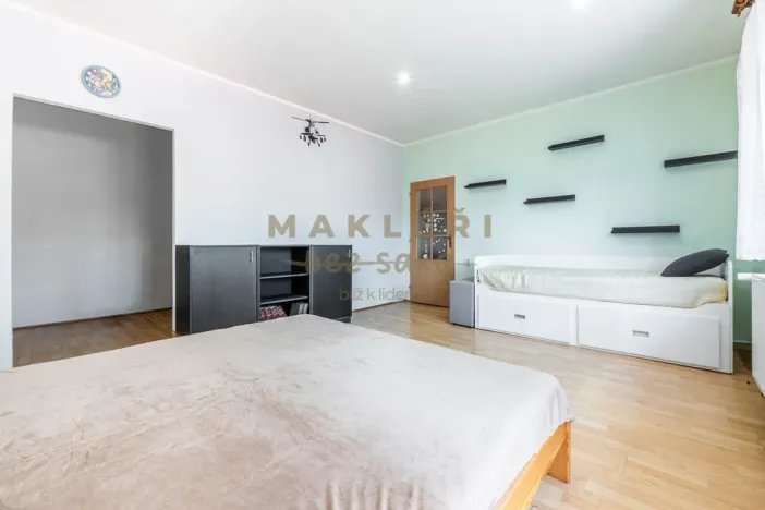 Prodej vícegeneračního domu, Tuchlovice, 224 m2