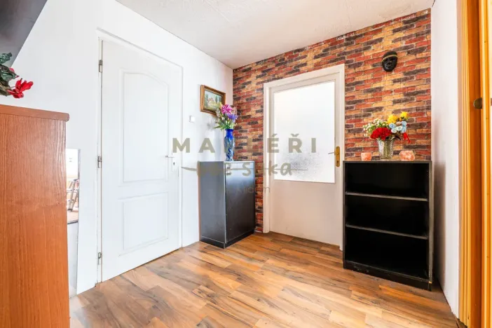 Prodej vícegeneračního domu, Tuchlovice, 224 m2