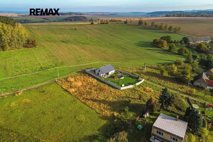 Prodej pozemku pro bydlení, Chomle, 783 m2