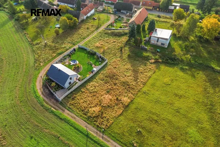 Prodej pozemku pro bydlení, Chomle, 783 m2
