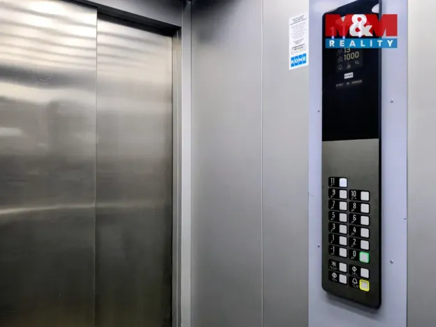Prodej bytu 1+kk, Karviná - Hranice, Čsl. armády, 32 m2