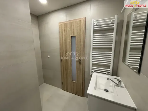 Pronájem bytu 3+1, Karlovy Vary, Ostrovská, 64 m2