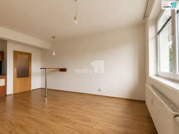 Pronájem bytu 2+kk, Pardubice - Svítkov, Dubová, 45 m2