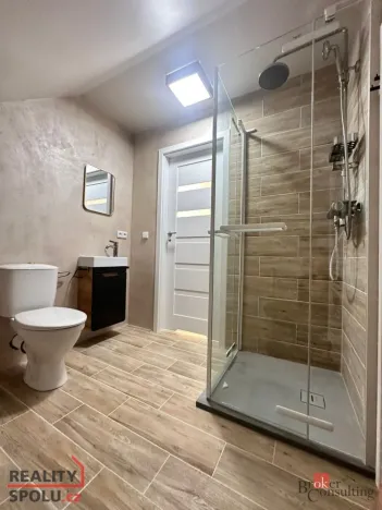 Pronájem bytu 2+1, Chlumec nad Cidlinou - Chlumec nad Cidlinou II, Nábřeží Julia Fučíka, 60 m2