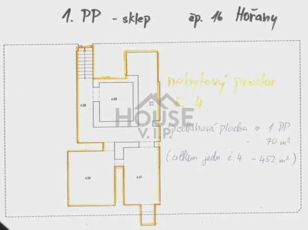 Prodej rodinného domu, Hořany, 452 m2