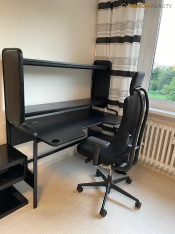 Prodej bytu 2+1, Praha - Kobylisy, Šimůnkova, 46 m2