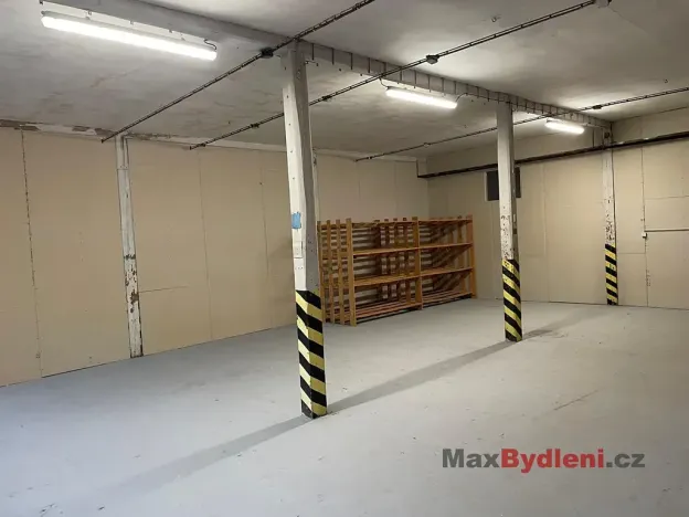 Pronájem skladu, Liberec, Kateřinská, 100 m2