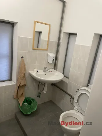 Pronájem skladu, Liberec, Kateřinská, 100 m2